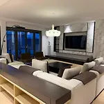 Royal Penthouse דירה *