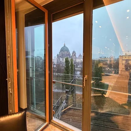 Royal Penthouse *