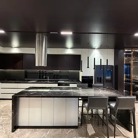 Royal Penthouse Apartman *